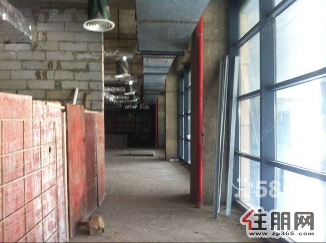 (出租)民族影城2楼1800平方大铺面出