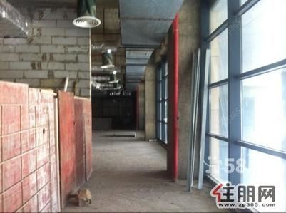 青秀区，急急急万象城旁民族影城2楼1800平方大