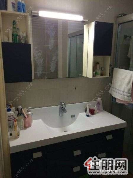 好房出租,居住舒适,正恒国际广场200