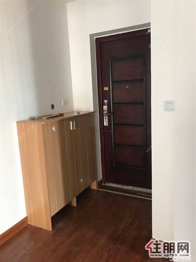 绿地国际花都3室2厅1卫