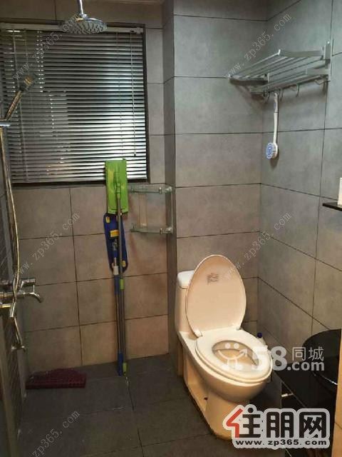 高新区兆安现代城3室2厅97平米精装修押