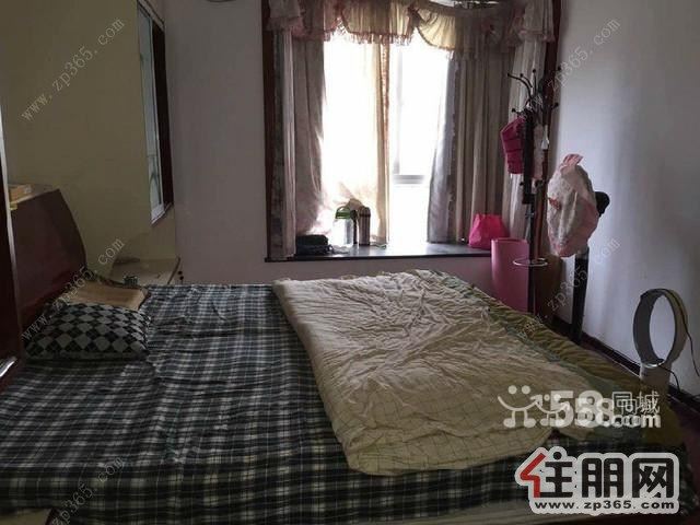 高新区居上好人家3室2厅128平米精装修