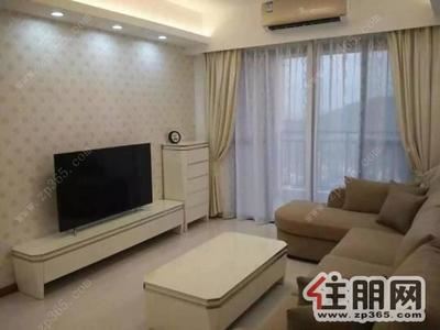 青秀区-万象城旁盛天华府3房急租3800，业主实拍图片。
