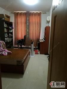 港北区,可直接入住,供水小区1600元3室2厅2卫中等装修