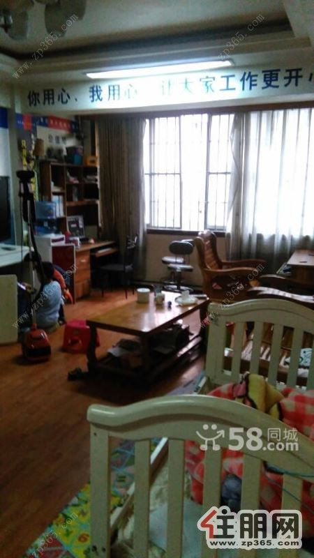 玉州玉城银泽庄3室