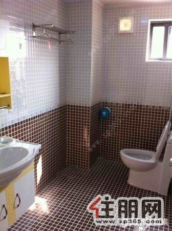 四川路白金翰宫两房两厅精装全配