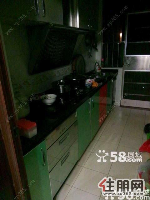 东葛路新竹小区3室2厅88平米精装大租房