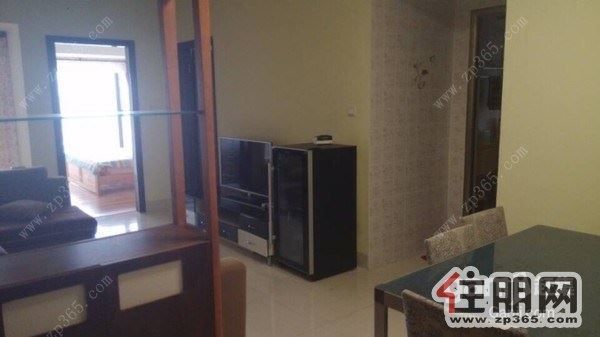 靓房低价抢租,荣和中央公园2700元