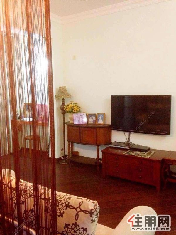 低价出租胜利小区1500元2室1厅1