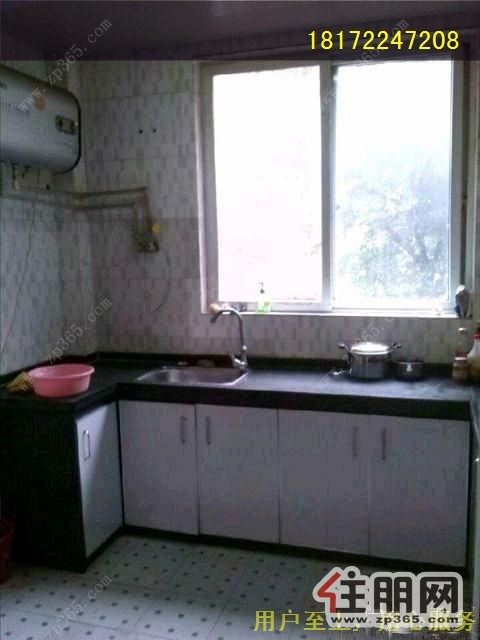 桂景湾北城华府1600元3室2厅1卫精装