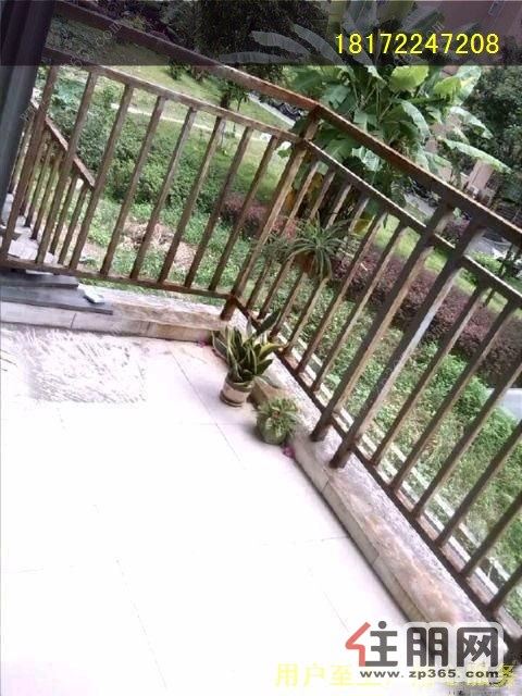 桂景湾北城华府1600元3室2厅1卫精装