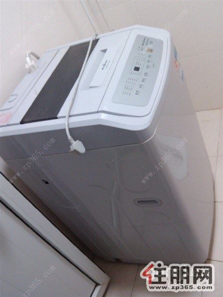 阳光丽城650元1室1厅1卫中装!