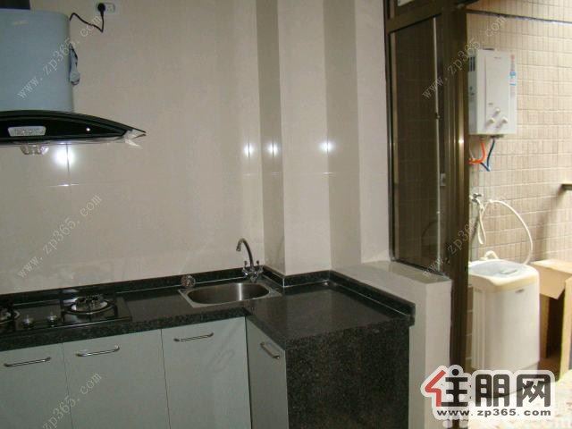 文源华都二房2室2厅88平米中等装修半年