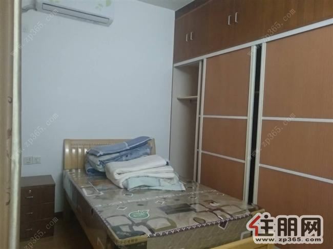 稀缺好房型,国际新城1800元3室1厅1卫普通装修,先到先得