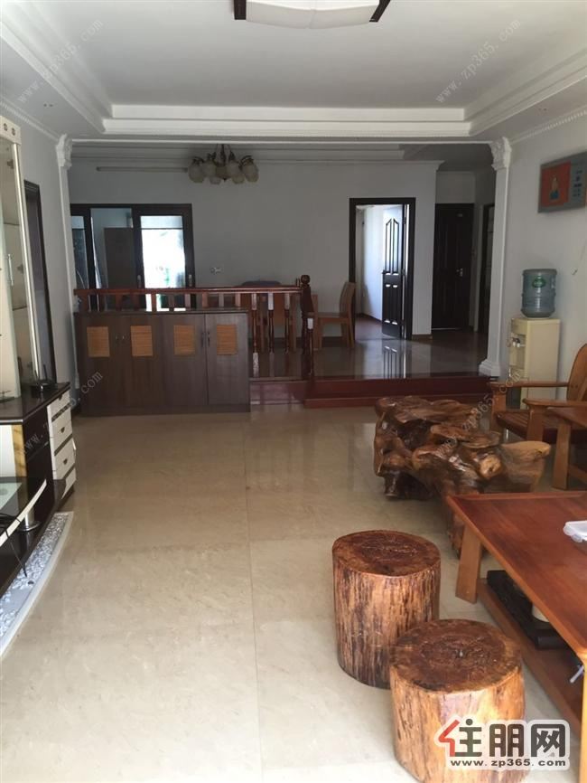 家具家电全齐,阳光都市2000元4室2厅2卫中装,拎包即住!