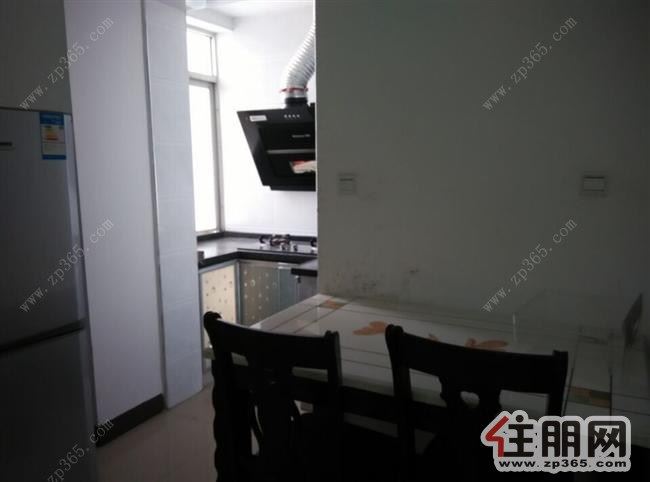 天健绿园正规一房一厅850元/月