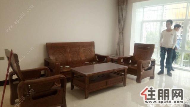 南亚名邸旁海馨嘉园新房首次出租家私齐全拎