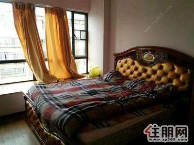 青秀区-万象城旁盛天茗城楼中楼大两房出租抓紧时间来电看房。