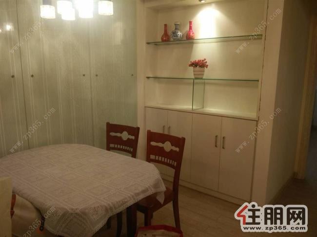 阳光100精装两房出租.学区周边便利.周