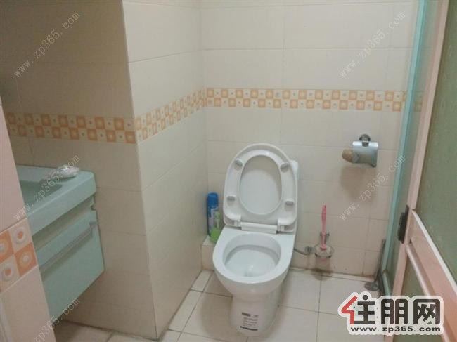 阳光100精装两房出租.学区周边便利.周