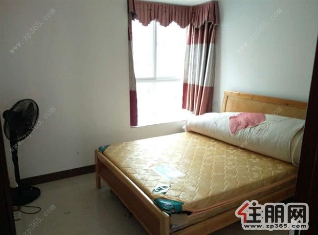 九州家园3房2厅电梯高层带入户花园四台空调布艺沙发