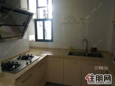 青秀区，首次出租干净温馨三房南北通采光好荣和大地