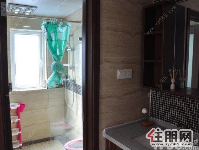 城中城中彩虹城2室1厅72平米精装修押一