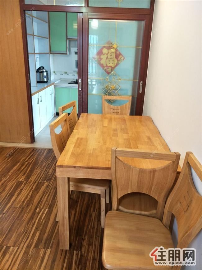 港龙湾1400元3室2厅2卫***修,家具家电齐全黄金楼层!