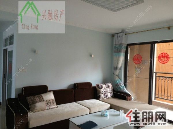香缇丽景3房精装连到一个空中花园家具