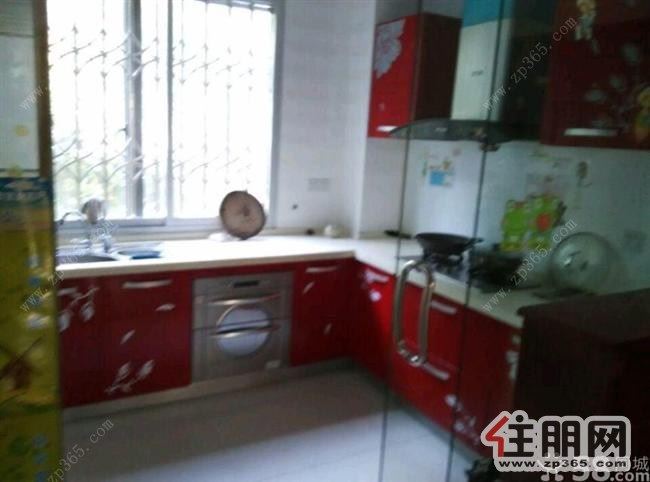 小区环境极佳,清华坊3500元3室2厅2