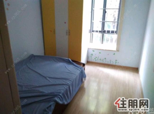 小区环境极佳,清华坊3500元3室2厅2