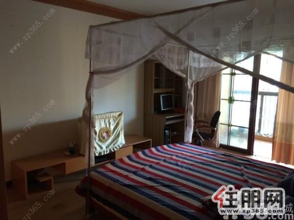 阳光100城市广场3600元3室2厅2卫