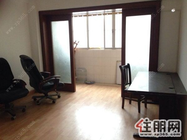 南湖聚宝苑大三房163平米办公出租