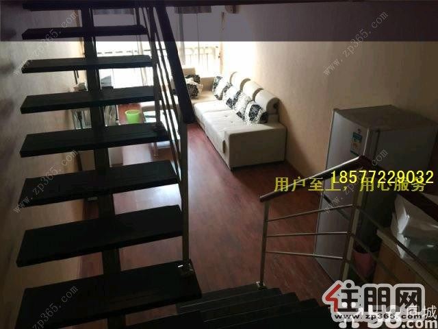 人民医院对面南亚名邸一房一厅家电齐全拎包