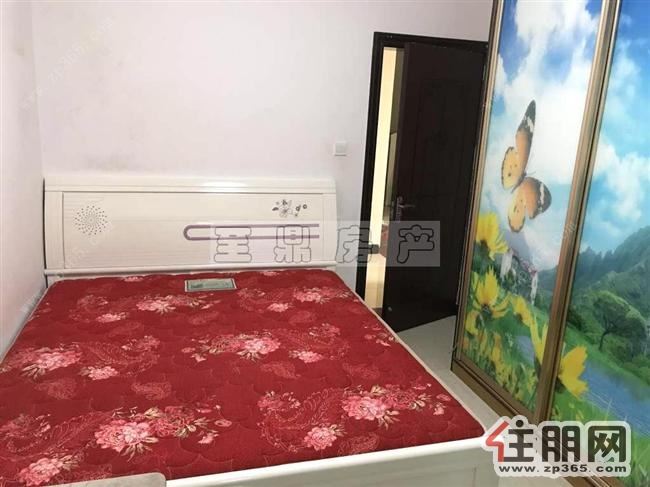 宏桂广场1800元2室2厅1卫***修,超值家具家电齐全