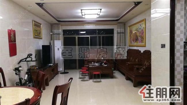 天悦华府3200元4室2厅2卫***修,家电家具齐全,预约看房