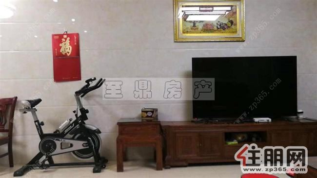 天悦华府3200元4室2厅2卫***修,家电家具齐全,预约看房