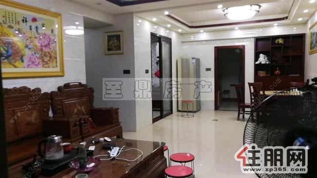 天悦华府3200元4室2厅2卫***修,家电家具齐全,预约看房