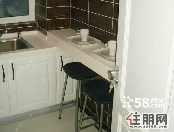 望州岭岭南名居3室2厅126平方精装