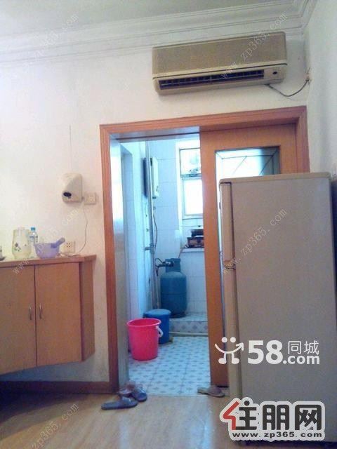 望州南小区3房2厅交通方便近人民公园香樟