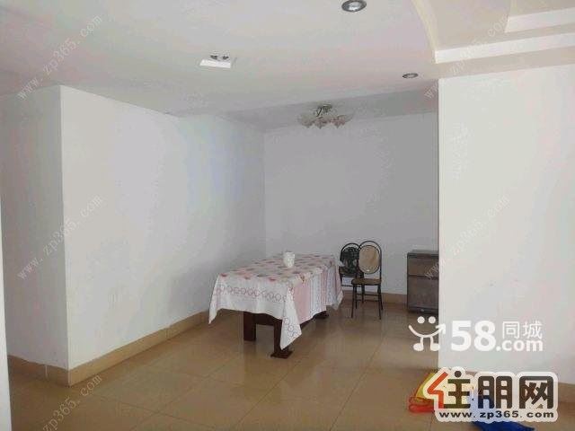 华庭苑3室2厅126平米精装修押家具家电