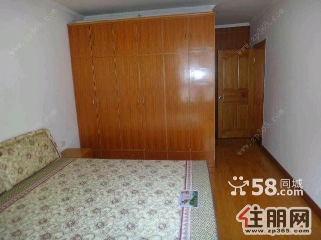 华庭苑3室2厅126平米精装修押家具家电