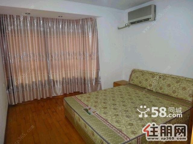 华庭苑3室2厅126平米精装修押家具家电