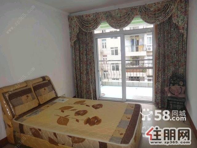 华庭苑3室2厅126平米精装修押家具家电