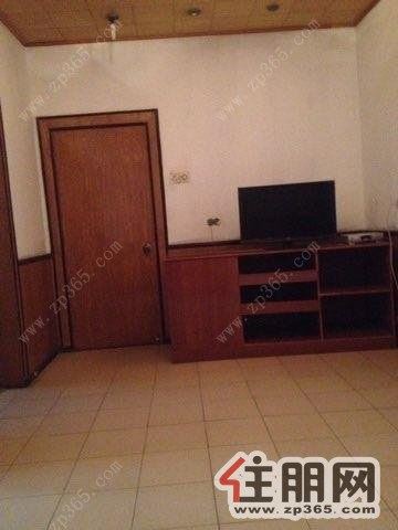 柳锌小区1500元2室2厅1卫精装