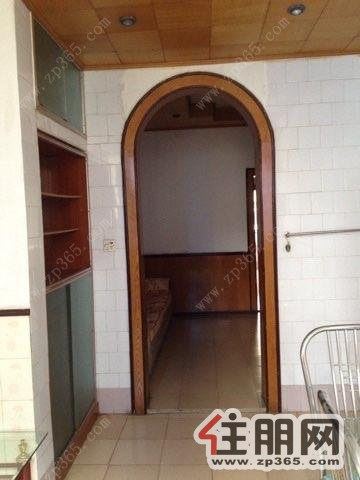 柳锌小区1500元2室2厅1卫精装