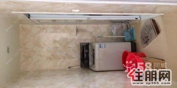 城中区，盛天龙湾1室1厅58平米精装修押一付二(