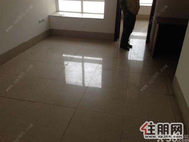 潭西金都汇1室1厅43平米简单装修押二付