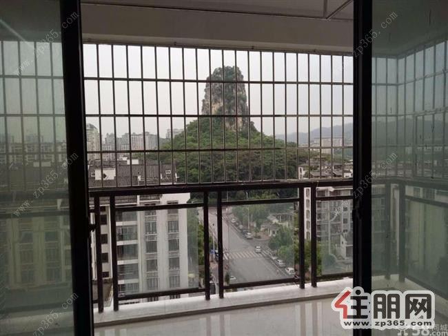 城中清华坊2室2厅82平米中等装修