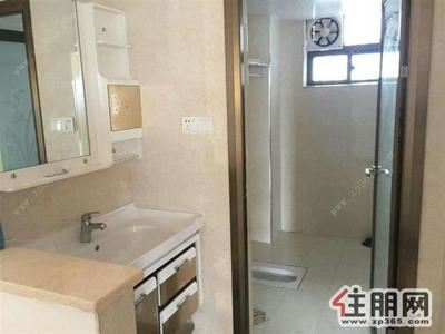 南棉街，3室2厅，大三房家具全备齐，拎包入住，中